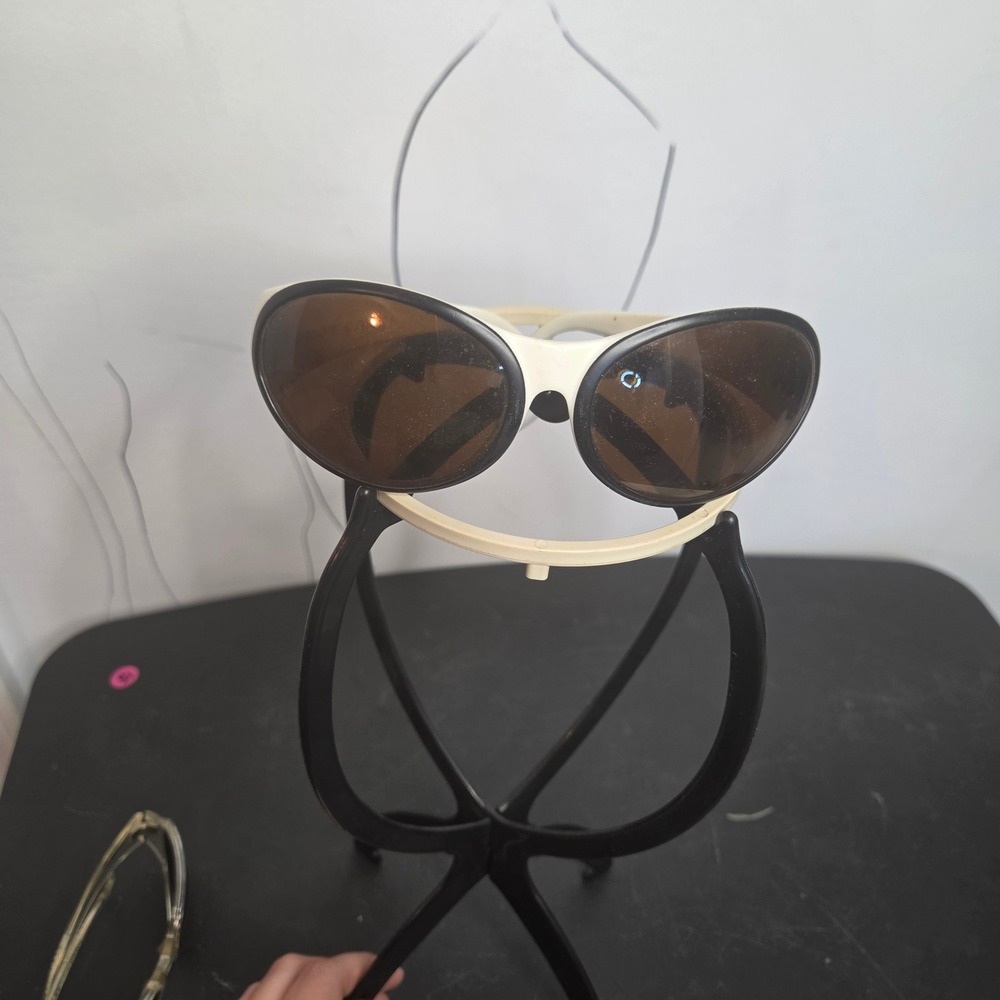 Arnette Hot Cakes Vintage Sunglasses Cream Wrap Frame Brown Lens Made in Italy